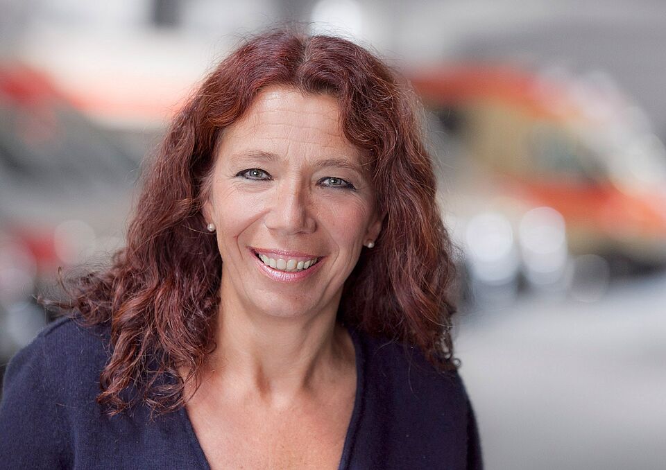 Portraitfoto von Dr. Lisa Federle